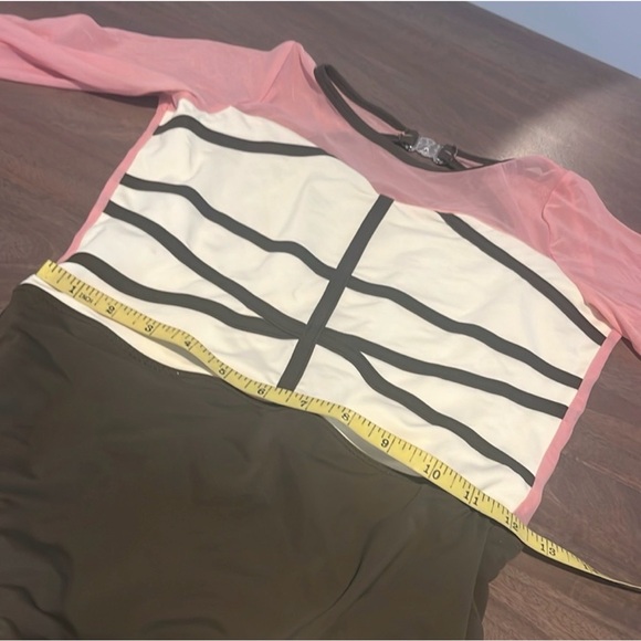 Tiger Friday Pink and Olive Colorblock leotard women’s Medium - Picture 9 of 10